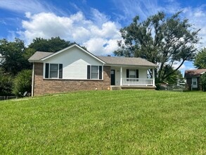 Building Photo - 802 Knox Ln