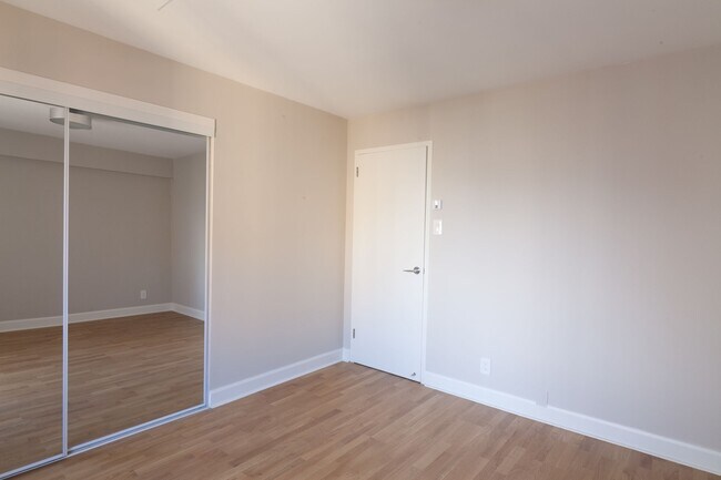 Building Photo - 3455 Rue Aylmer