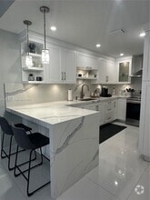 Building Photo - 541 SW 89th Ct