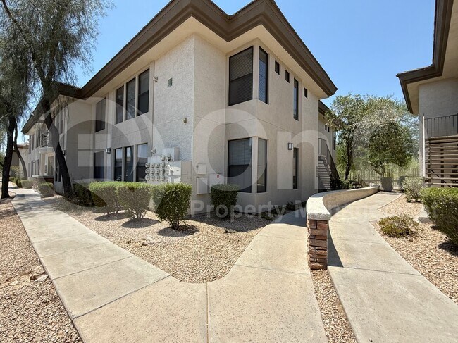 Building Photo - 6900 E Princess Dr