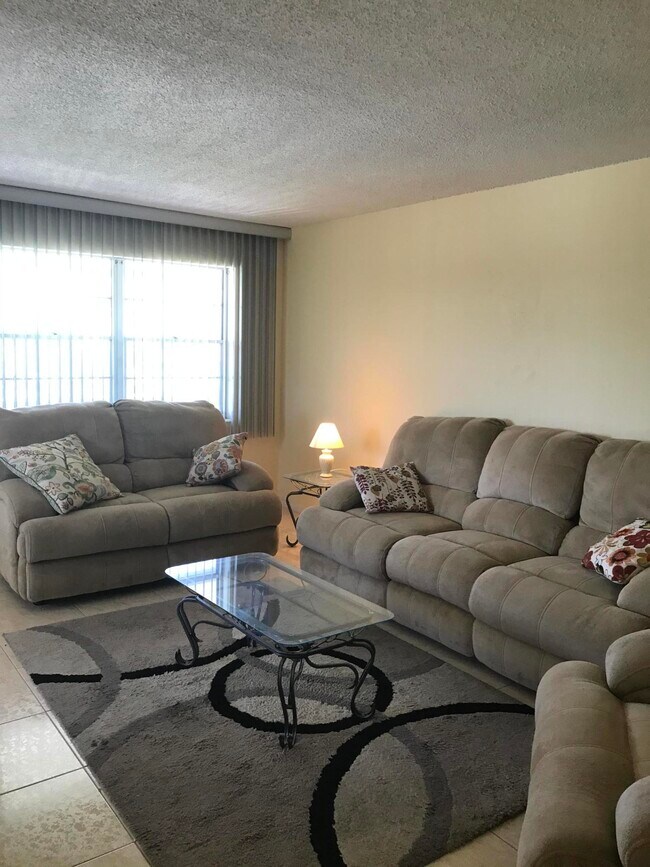 Foto del edificio - 184 Cambridge H