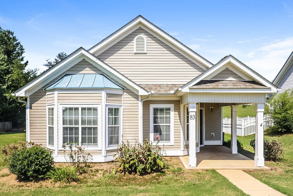 Foto principal - 83 Robinson Ln