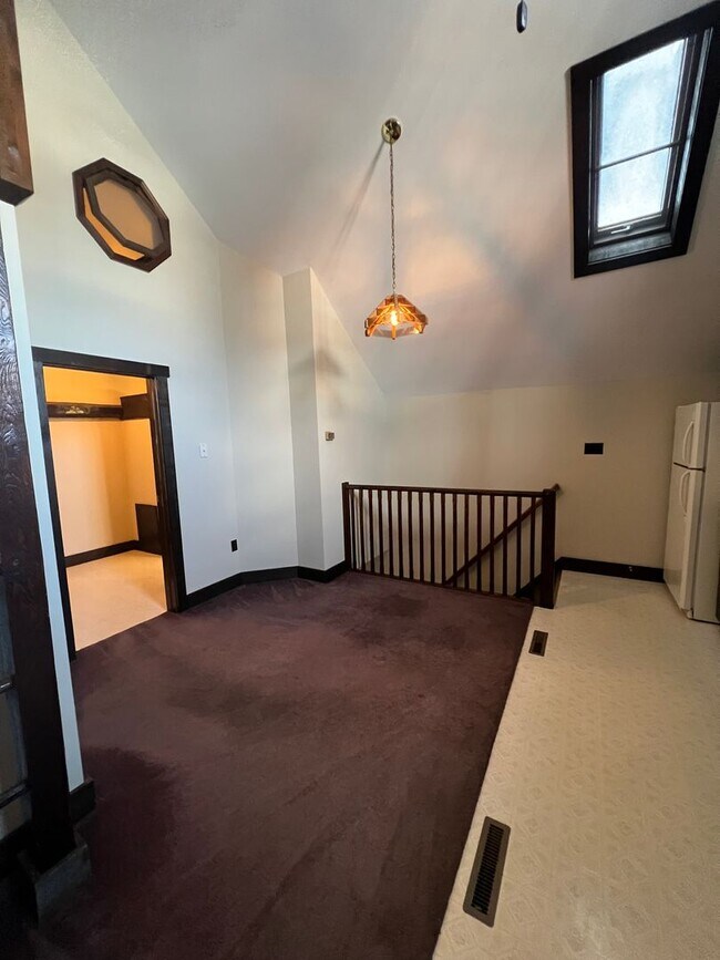 Building Photo - Downtown Carlisle Hidden Gem.