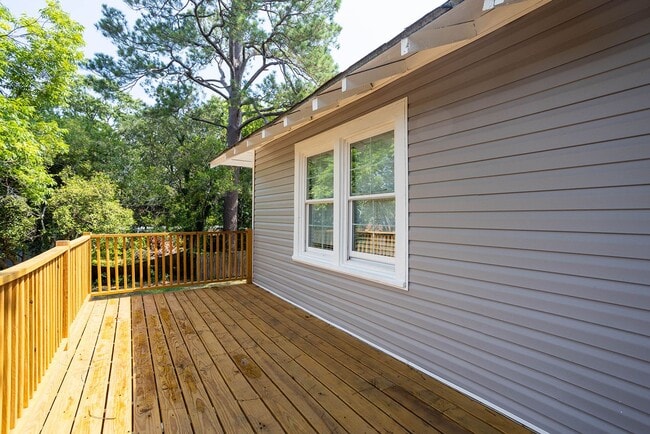 Foto del edificio - 20 Marion Ave