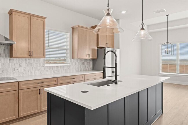 Foto del edificio - 309 E Luna Blue Ln