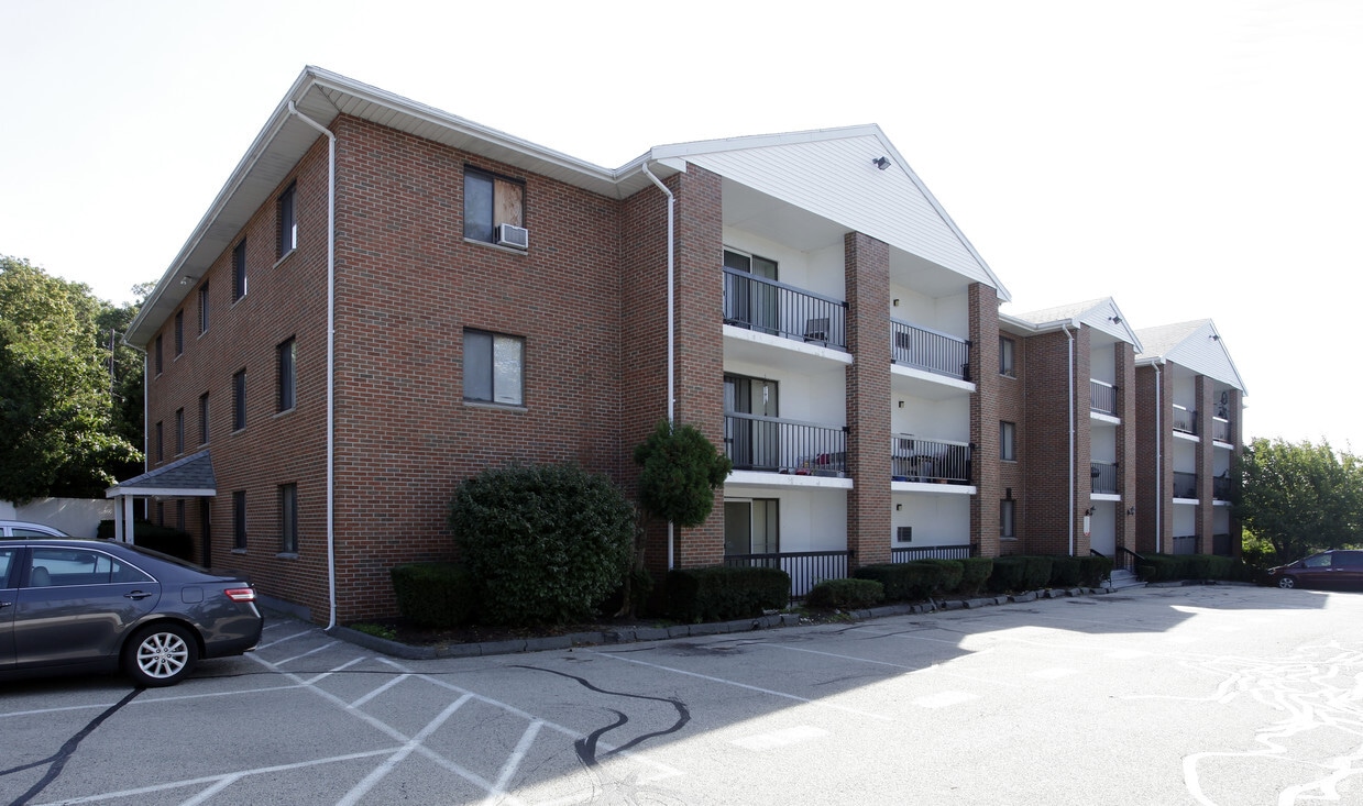 8 Tinson Rd, Quincy, MA 02169 Apartments in Quincy, MA