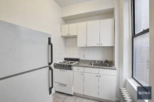 Foto del edificio - 720 2nd Ave