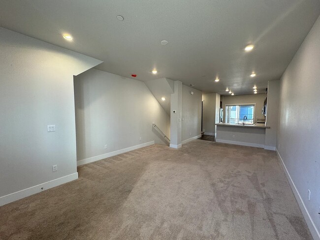 Living room - 15130 NW Ethel Ln