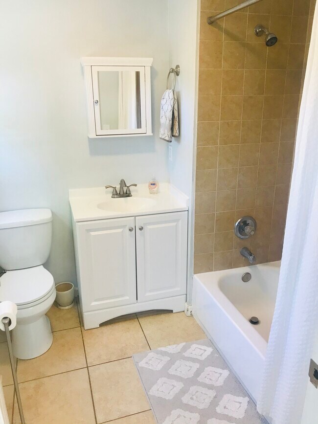 Bathroom - 2620 T St