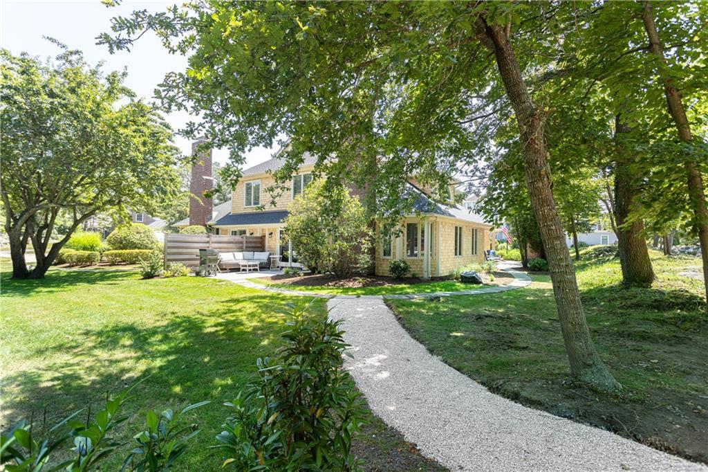 Foto principal - 112 Harrison Ave