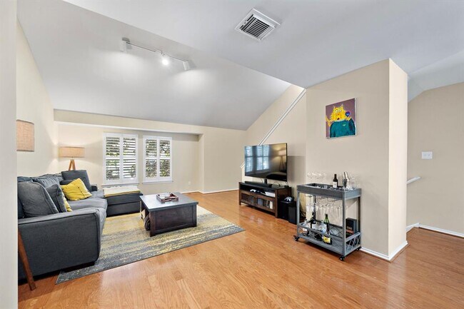 Foto del edificio - 2206 Ann St