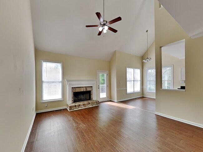 Building Photo - 1605 Elderberry Ct