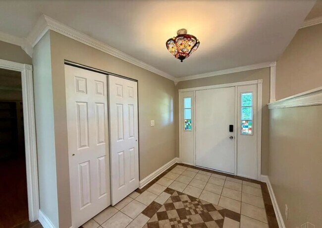 Foto del edificio - 6862 N Windwood Dr