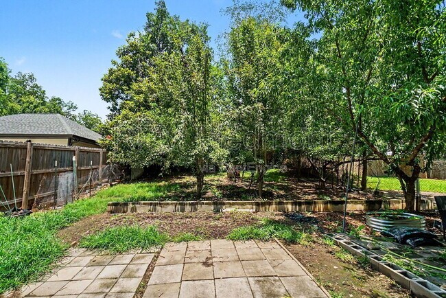 Building Photo - 931 Oglethorpe Ave SW