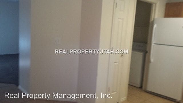 Building Photo - 1305 N Monroe Blvd