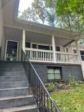 Building Photo - 10 Arcadia Cir