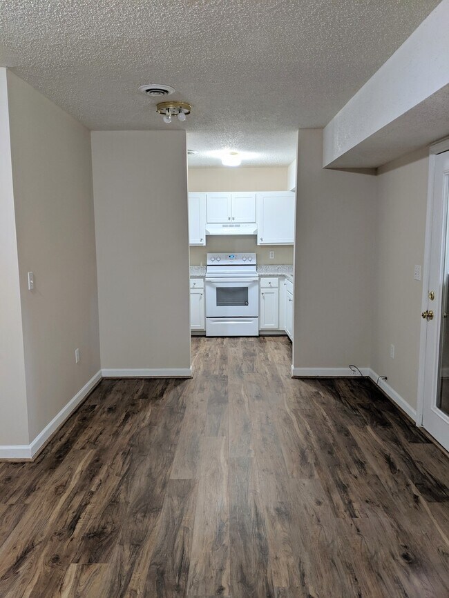 Building Photo - Black Mountain Apartment