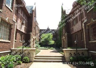 Building Photo - 775 E Broad St