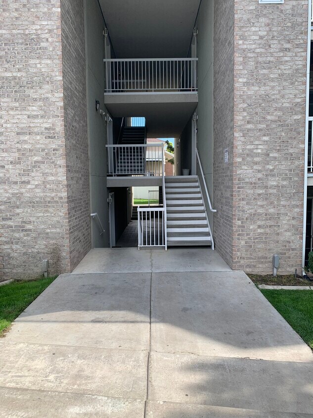 1243 W 1480 N Unit 1243, Orem, UT 84057 Condo for Rent in Orem, UT