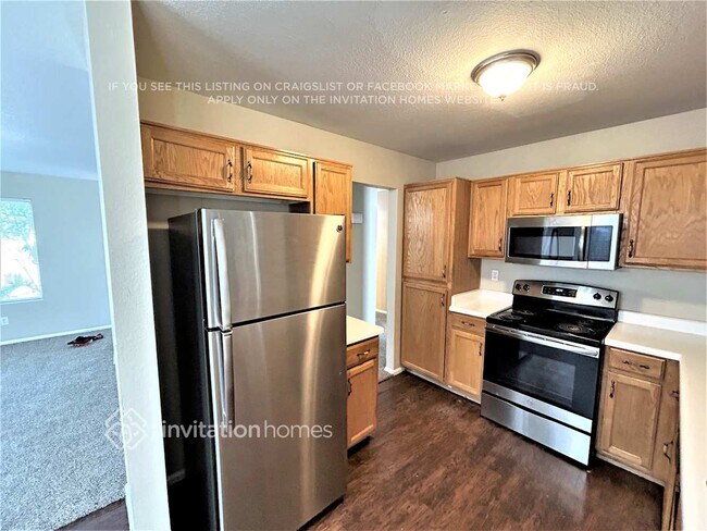 Building Photo - 10709 W Calle del Sol