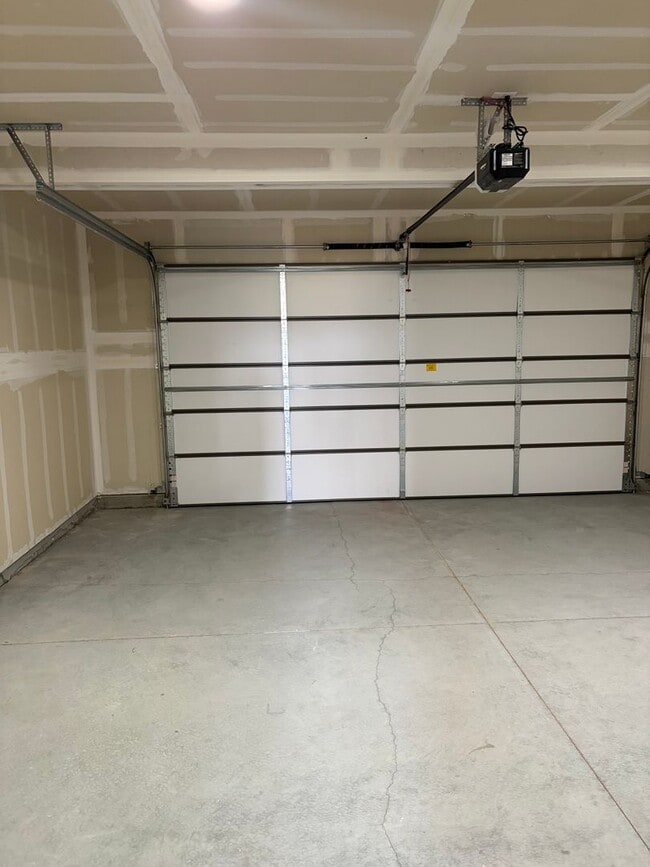 Building Photo - 2018 Windjammer Wy