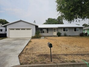 Building Photo - 208 Aquarius Way