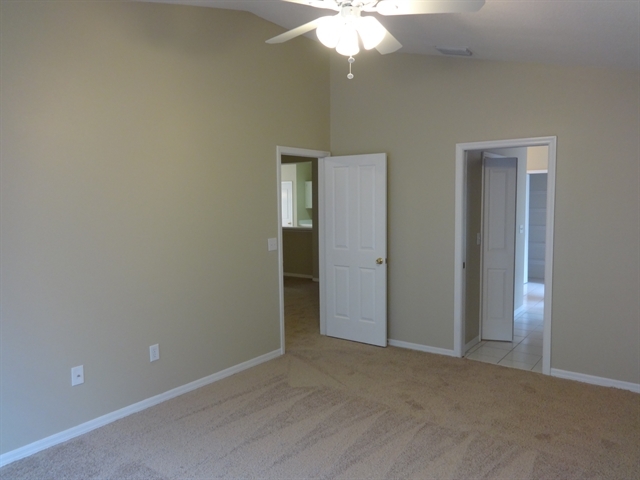 Building Photo - 1750 Kirtley Dr