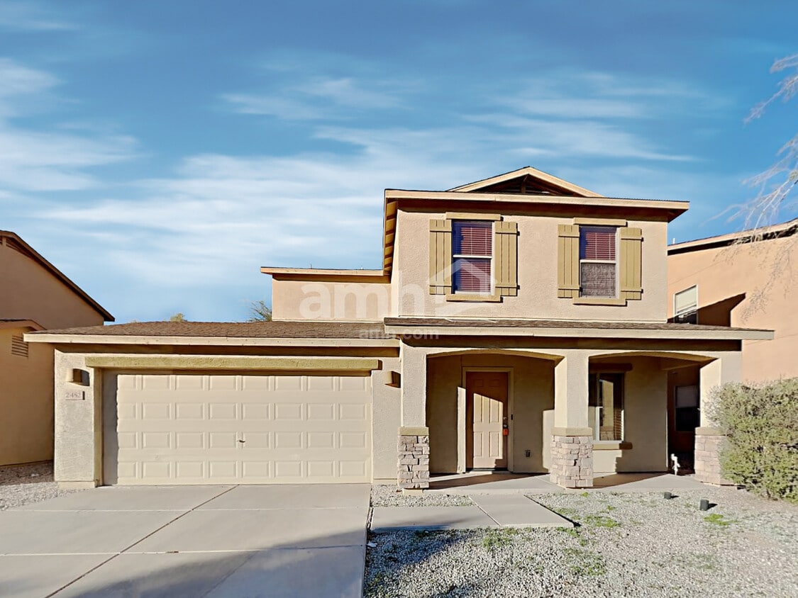 Primary Photo - 2452 E Meadow Creek Way