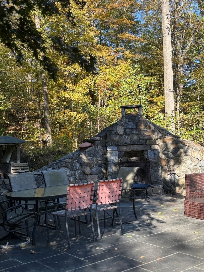 Building Photo - 26 Olmstead Rd