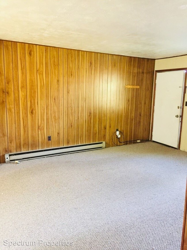 Building Photo - 1485 Laura Dr