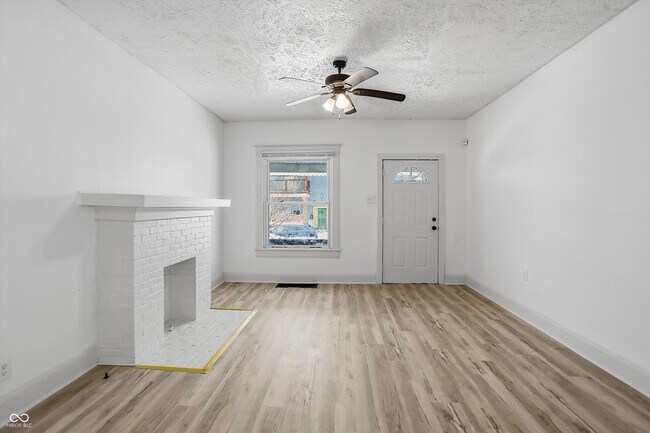 Foto del edificio - 2323 Guilford Ave