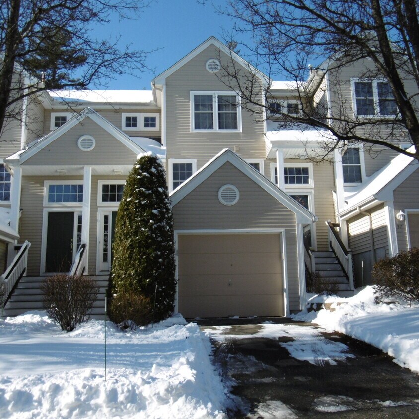 Foto principal - 39 Chatham Dr