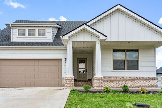 Foto del edificio - Modern Ranch Rental Near Rossview!