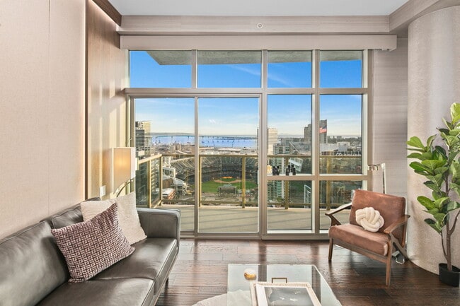 Building Photo - 800 The Mark Ln