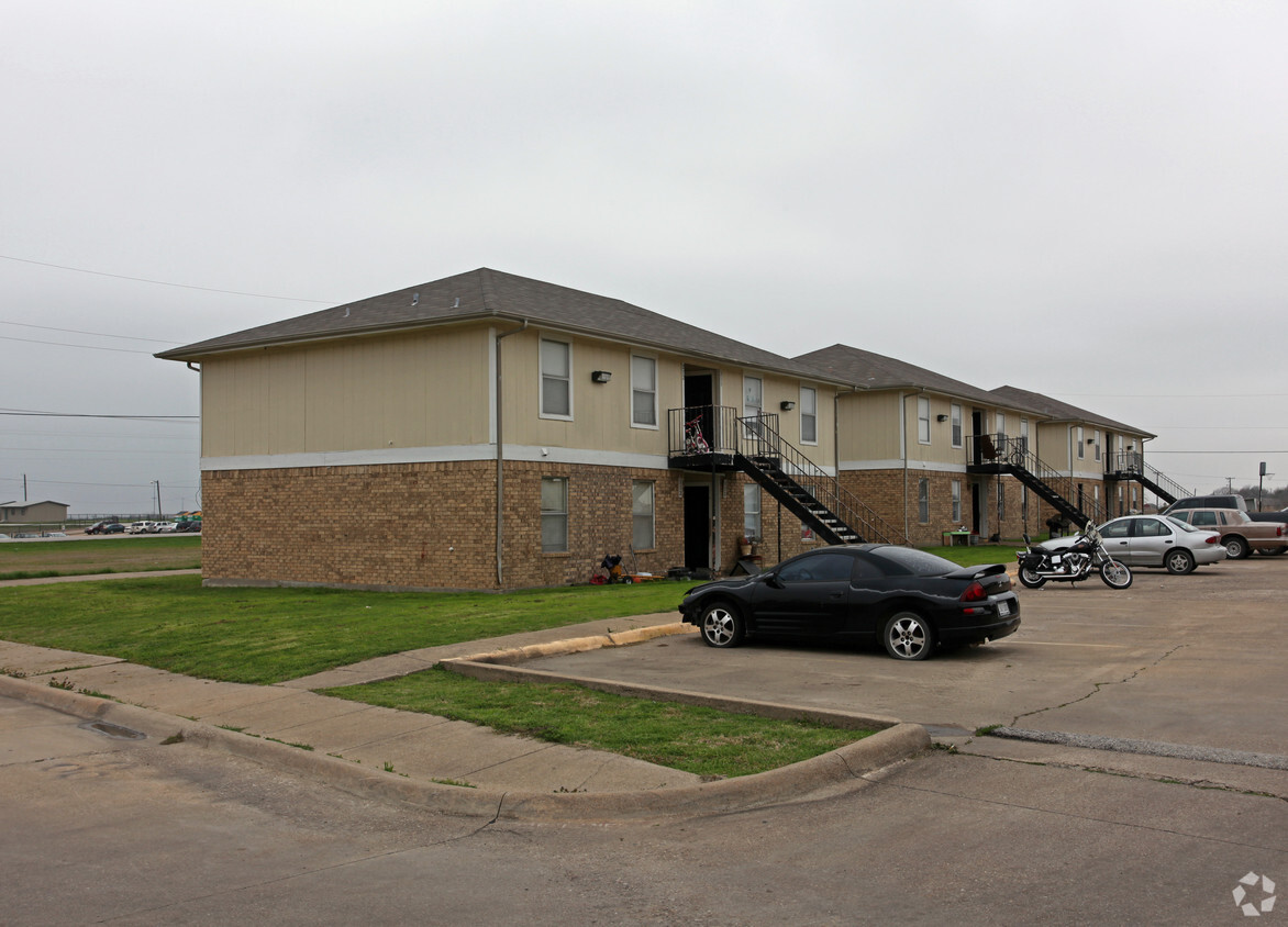 Bear Creek - Bear Creek Apartments