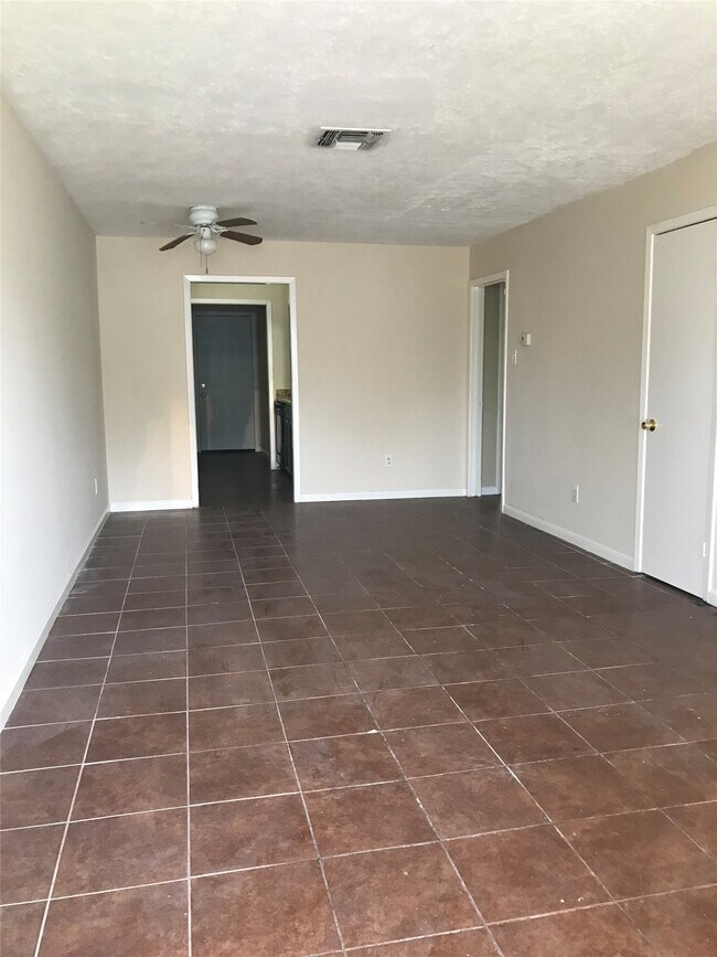 Foto del edificio - 12127 Troulon Dr