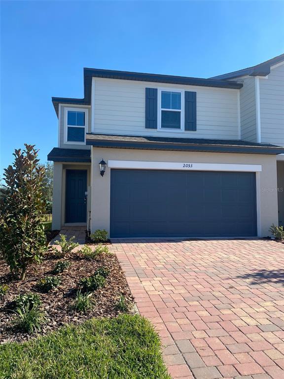 Foto principal - 2053 Milkweed St