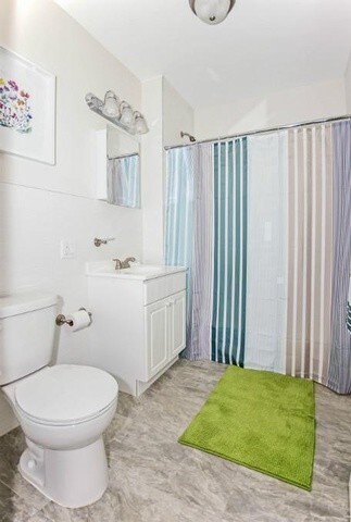 Foto principal - 1024 Gates Ave