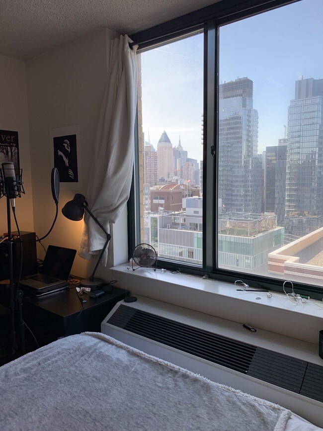 Foto del edificio - 75 West End Ave
