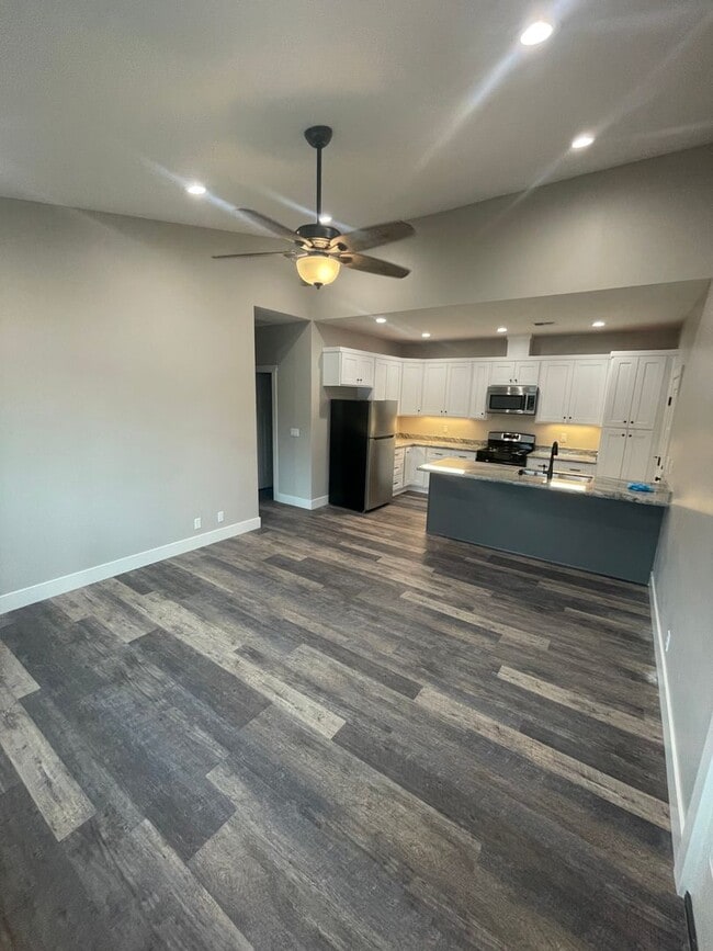 Foto del edificio - 2 Bedroom, 2 Bathroom ADU