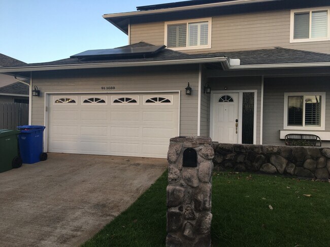 Foto del edificio - Welcome to the West Loch Estate Solar Home...