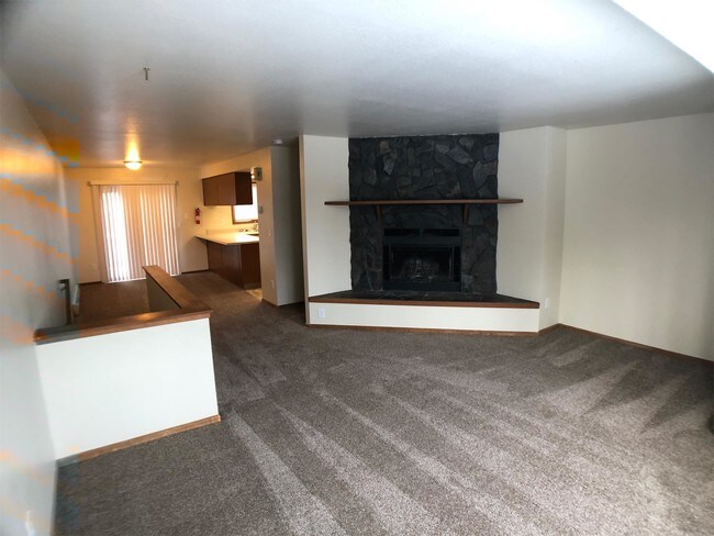 Foto del edificio - 724 E 76th Ave