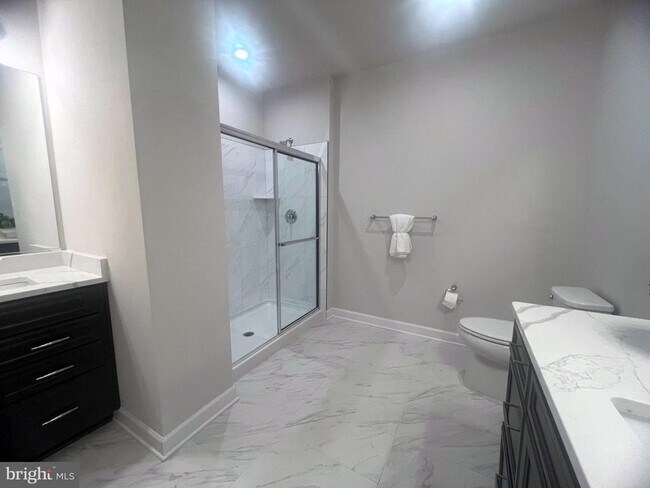 Foto del edificio - 3925 Fair Ridge Dr