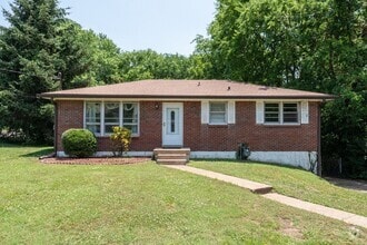 Building Photo - 1221 Harwood Dr