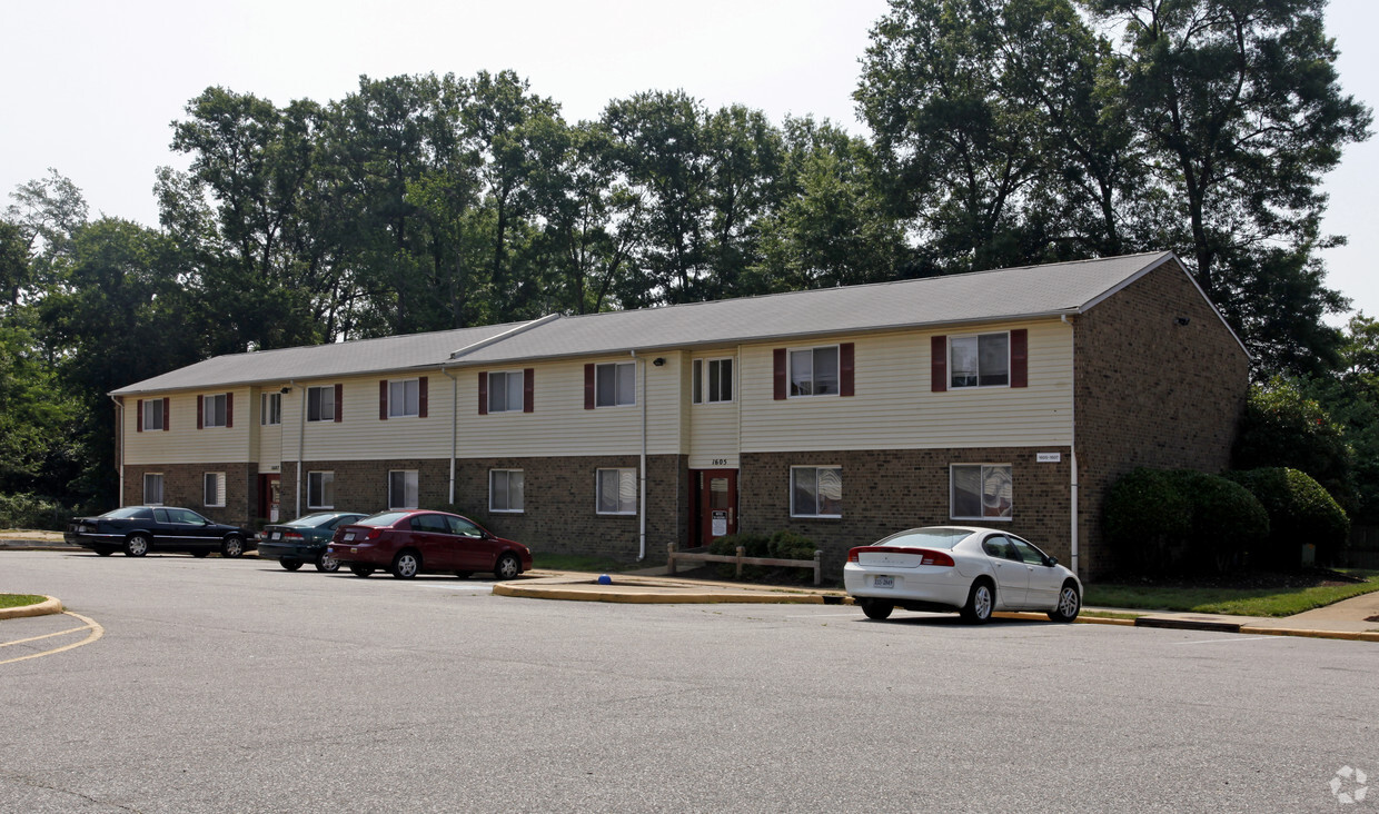 Foto del edificio - Hope Village Apartments