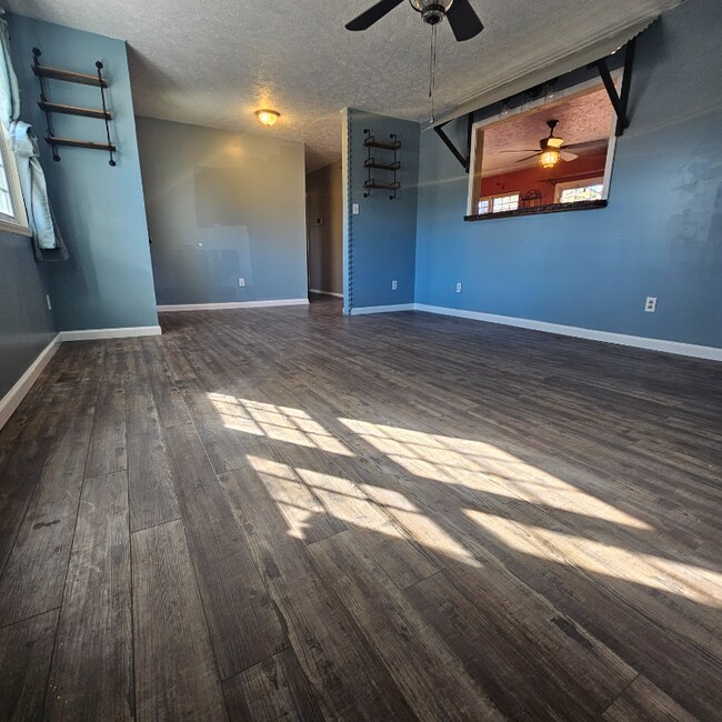 Foto del edificio - 7376 Elliott Bridge Rd
