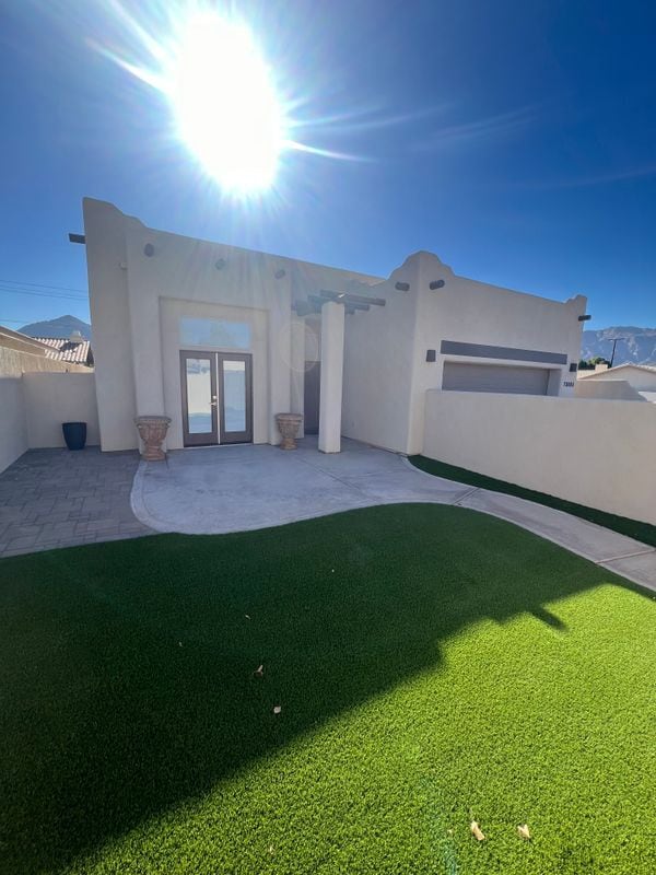 Building Photo - 78685 Bottlebrush Dr