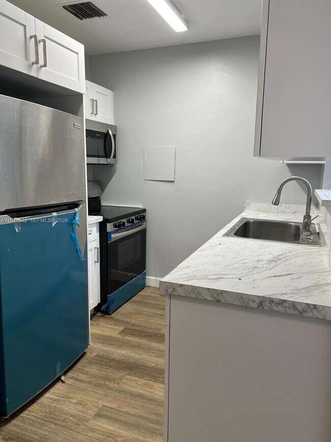 Foto del edificio - 130 NE 171st Terrace