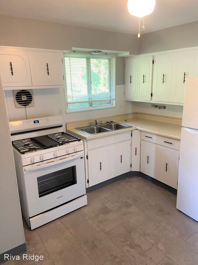 Building Photo - 2 br, 1 bath House - 4806 Poplar Street