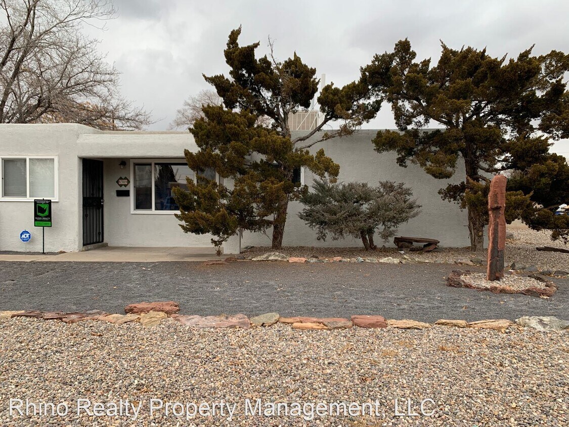 Foto principal - 3 br, 2 bath House - 5309 Arvilla Ave NE